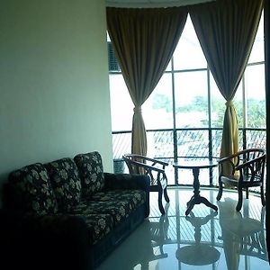 Casavilla Travellers Lodge